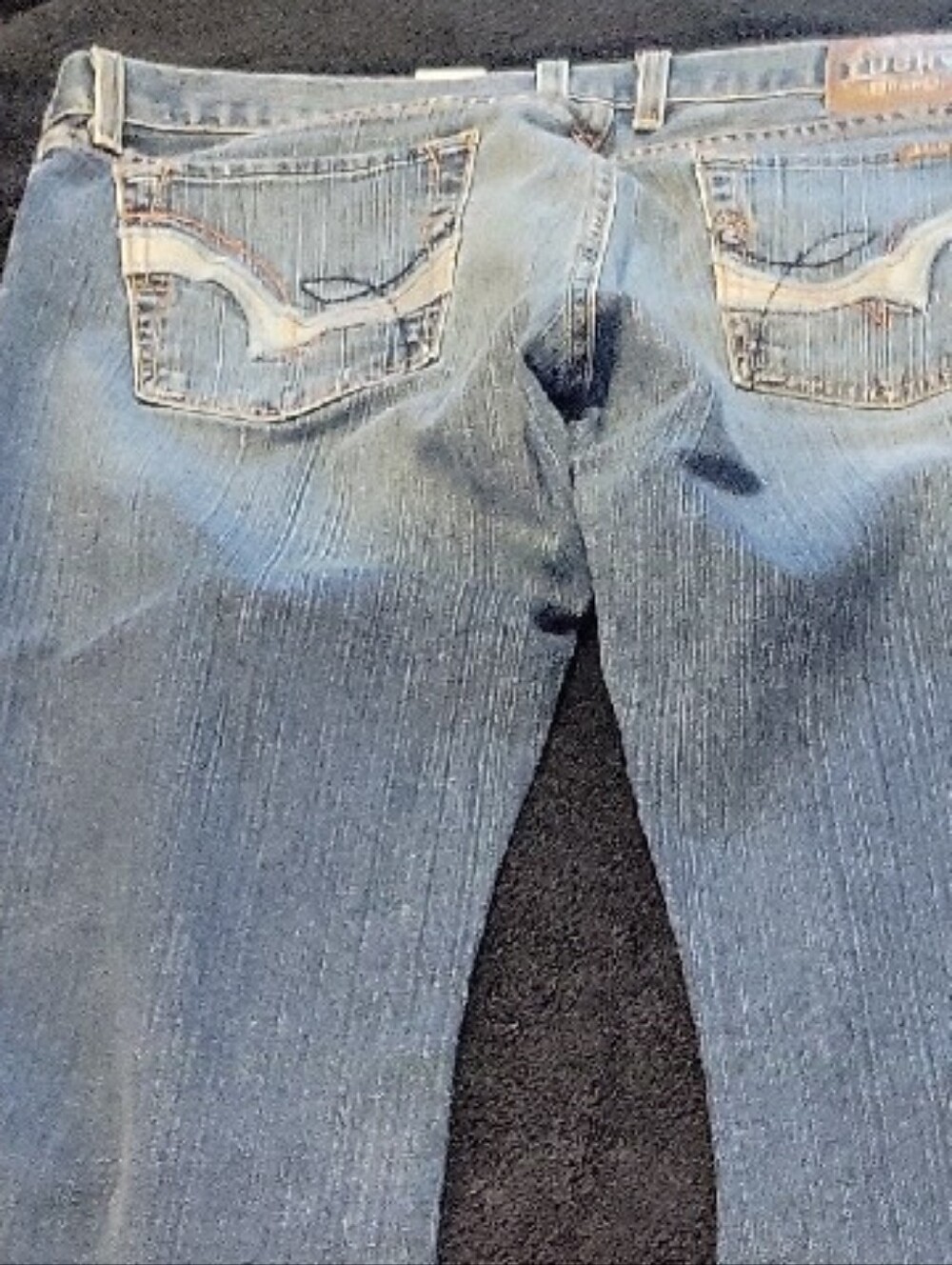 Lucky Brand Women's Light Blue Relaxed Cuffed Jeans - Picture 3 of 4